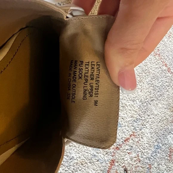 Steve Madden White Levity Mules Sleek Slip-On Design - Picture 5 of 5